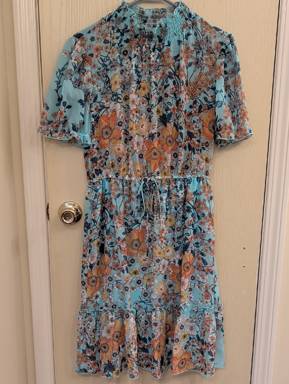 Stella & Julie Light Blue Floral Tie-Waist Dress Size 6 Puff Sleeve Ruffle Hem